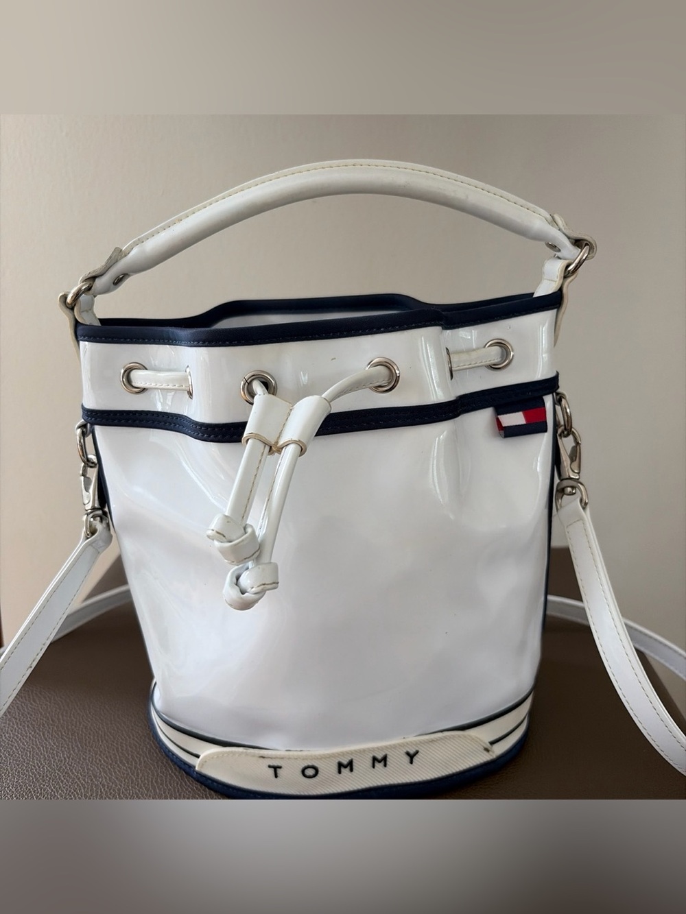 Tommy Hilfiger White Patent Bucket Bag with Navy Trim